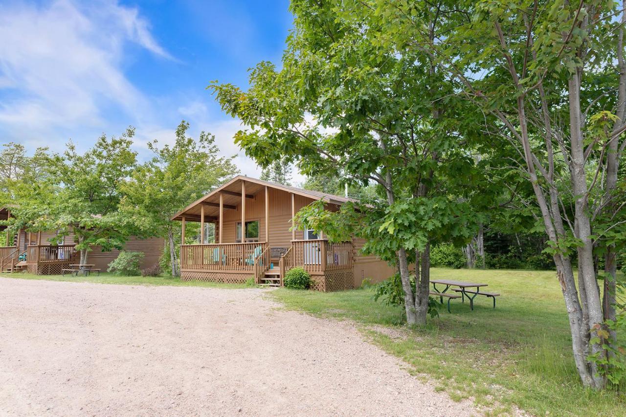 Ingonish Chalets מראה חיצוני תמונה